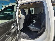 2019 Ram 3500 Crew Cab 4X4 Tradesman 6.7L - Rebuilt Title - Photo 13