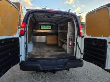 2014 Chevrolet Express RWD 3500 135' - Photo 5