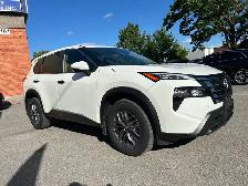 2024 Nissan Rogue AWD S-NO ACCIDENT-LOW MILEAGE-BLIND SPOT MONIT - Photo 3