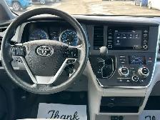2018 Toyota Sienna Back Cam, Bluetooth, Well Maintained - Photo 13