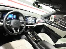 2026 Volkswagen Atlas Cross Sport Execline No Accident Panoramic - Photo 10