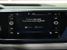 2024 Volkswagen Taos Comfortline No Accident PanoRoof Heated Sea - Photo 16