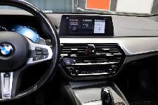 2018 BMW 5 Series M550i xDrive - HUD|NAVI|360CAM|SUNROOF|BLINDSP - Photo 12