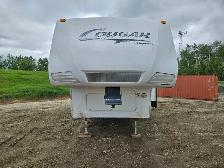 2006 Keystone 276EFS 27 Ft T/A Fifth Wheel Trailer Cougar - Photo 7