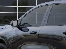 2026 Chevrolet Traverse RS | Sunroof | Rear Air Conditioner - Photo 12