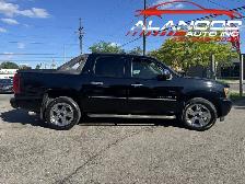 2010 Chevrolet Avalanche 4WD Crew Cab LTZ (CERTIFIED) - Photo 4