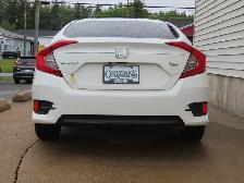 2018 Honda Civic LX - Photo 4