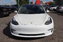 2022 Tesla Model 3 - Photo 2