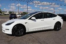 2022 Tesla Model 3 - Photo 3