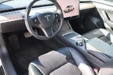 2022 Tesla Model 3 - Photo 9
