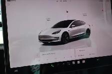 2022 Tesla Model 3 - Photo 19