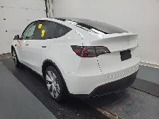 2023 Tesla Model Y LONG RANGE ALL-WHEEL DRIVE - NAVI - 13,000KMS - Photo 4