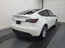 2023 Tesla Model Y LONG RANGE ALL-WHEEL DRIVE - NAVI - 13,000KMS - Photo 6