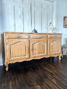 Antique French Country Sideboard - Photo 7