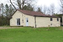 2 Beds 1 Bath house in quiet area - Photo 2