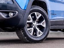 2017 Jeep Cherokee Trailhawk - Cold Weather PKG I Comfort PKG - Photo 3
