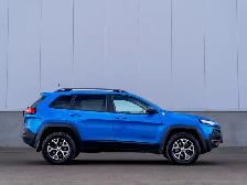 2017 Jeep Cherokee Trailhawk - Cold Weather PKG I Comfort PKG - Photo 6