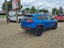 2017 Jeep Cherokee - Photo 2
