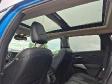 2017 Jeep Cherokee - Photo 12