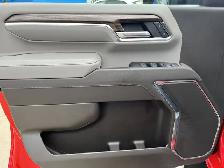 2024 Chevrolet Silverado 2500HD LT 4WD DIESEL/ ACCIDENT-FREE/ TO - Photo 18