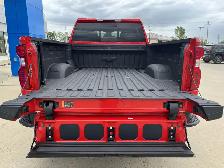 2024 Chevrolet Silverado 2500HD LT 4WD DIESEL/ ACCIDENT-FREE/ TO - Photo 28