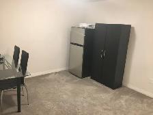 PRIVATE ROOM WITH BATH- WALK TO FANSHAWE COLLEGE-ST THOMAS - Photo 7