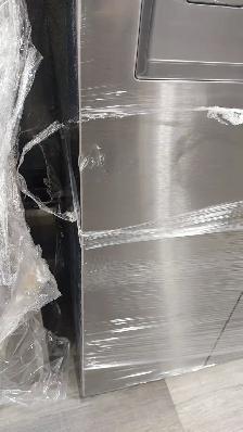 Fridge - 36' LG 26.6 Cu. Ft. - Side-by-Side LL27T3530S - Photo 2