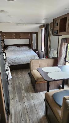 Grey Wolf travel trailer camper for sale - Photo 4