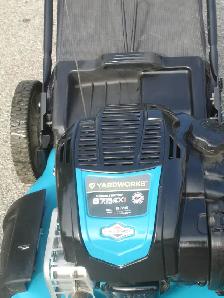 LIKE NEW 3 IN 1 21' YARDWORKS EX SERIES 6.75HP/163CC LAWNMOWER! - Photo 8