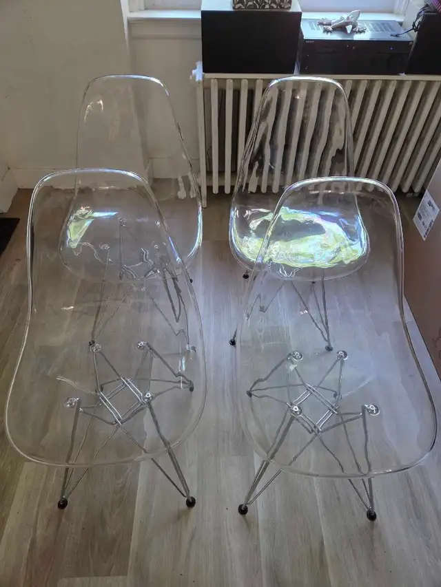 Structube Chairs