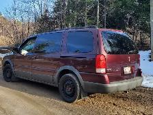 2009 Pontiac Montana Van - Photo 2
