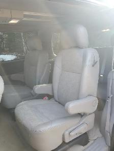 2009 Pontiac Montana Van - Photo 7