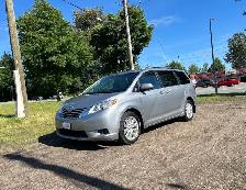 2017 Toyota Sienna LE AWD 7 Passenger