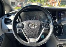 2017 Toyota Sienna LE AWD 7 Passenger - Photo 5