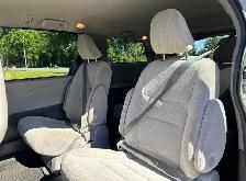 2017 Toyota Sienna LE AWD 7 Passenger - Photo 9