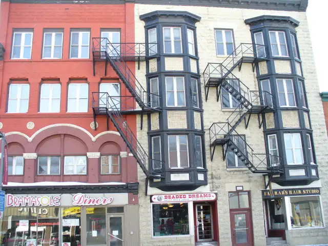 Ottawa central  south, July 1, one bedroom, $1450,  424 Bank St.
