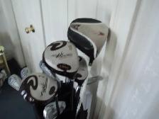 MEN'S R.H.  GOLF CLUBS  ( WITH  WILSON STAFF SPINE DRIVER ) - Photo 5