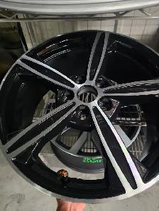 Wheel repair facility - Photo 2