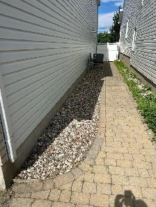 Weeds removal and landscaping - Photo 6