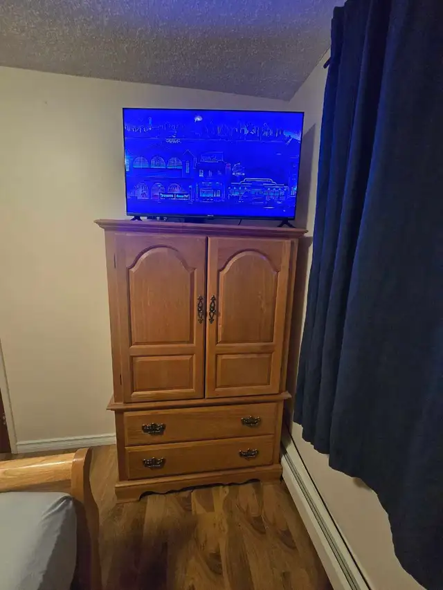 3 Piece Oak Bedroom Set