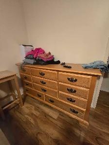 3 Piece Oak Bedroom Set - Photo 2