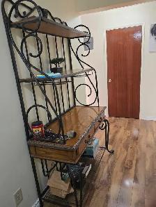 Wrought  Iron and Wood Baker's Rack - Photo 2