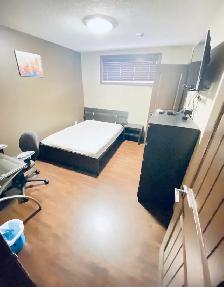 luxury furnished room rent for single - Photo 2