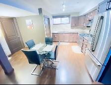 luxury furnished room rent for single - Photo 7