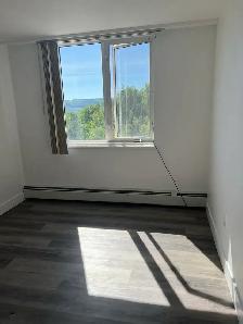 bright and spacious condo - Photo 9