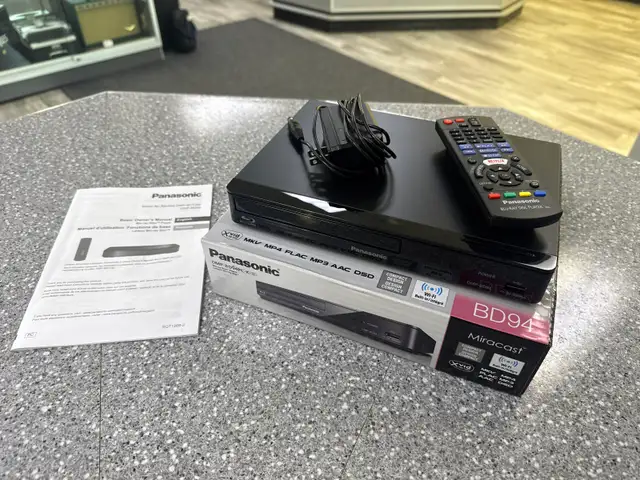 Panasonic BD94 Blu-ray Player With Remote Boxed