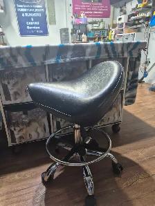 Start Your Own Upholstery and Sewing Business - Photo 10