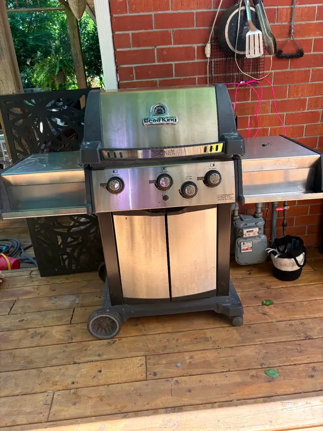 FREE Broil King Gas BbQ