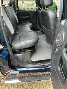 2004 Dodge 2500 - Photo 8