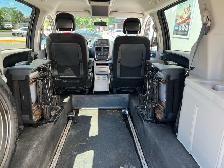 2016 Dodge Grand Caravan SXT-WHEELCHAIR ACCESSIBLE VAN-DVD-CAMER - Photo 6